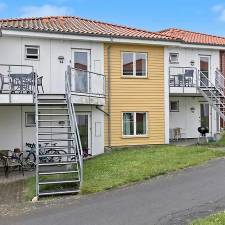 Sopark Lejl 14 * Gudhjem
